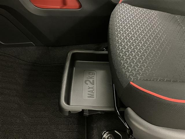 ライズ Ｚ　ワンオーナ車　イモビ　アイドルストップ　プリクラッシュセーフティシステム　ナビＴＶ　助手席エアバッグ　ＤＶＤ再生可　キーレスエントリー　クルーズＣ　横滑防止装置　Ｒカメラ　ＬＥＤヘットライト　ＡＣ（28枚目）