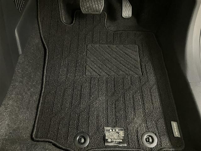 ライズ Ｚ　ワンオーナ車　イモビ　アイドルストップ　プリクラッシュセーフティシステム　ナビＴＶ　助手席エアバッグ　ＤＶＤ再生可　キーレスエントリー　クルーズＣ　横滑防止装置　Ｒカメラ　ＬＥＤヘットライト　ＡＣ（32枚目）