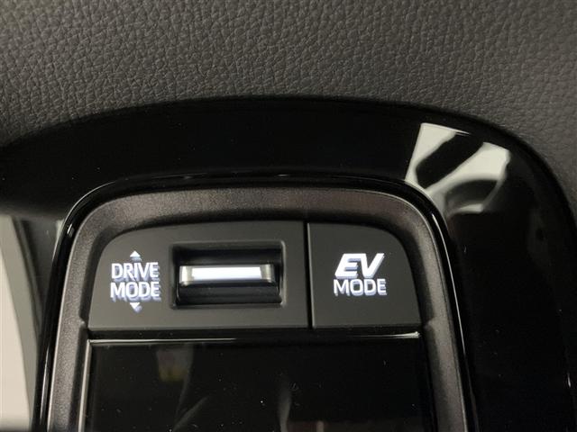 カローラツーリング ハイブリッド　ダブルバイビー　サポカー　地デジ　Ｂカメラ　スマートキー＆プッシュスタート　点検記録簿　オートクルーズコントロール　ＬＥＤランプ　メディアプレイヤー接続　横滑り防止機能　ナビ＆ＴＶ　イモビライザー　エアコン　ＡＢＳ（23枚目）