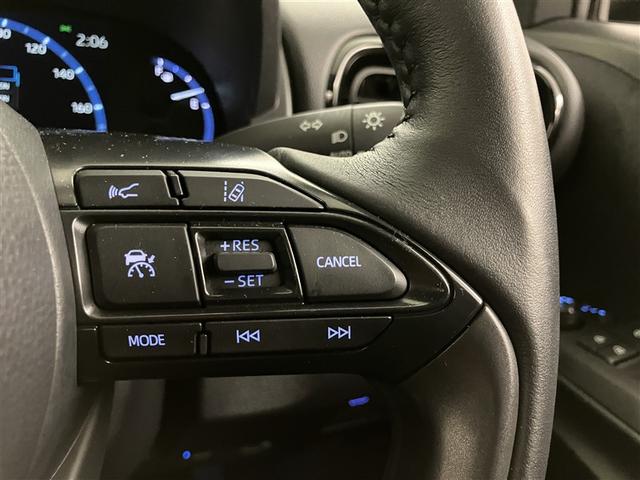 ヤリスクロス ハイブリッドZ スマ-トキ- バックモニタ 運転席助手席エアバッグ 点検記録簿 LEDヘットライト クルコン ワンオーナ アルミ ESC ETC車載器 フルオートエアコン パワーウィンドウ Pシート イモビ ABS(24枚目)