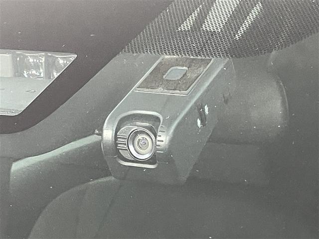 アクア Ｓスタイルブラック　ワンオーナ－　ＷエアＢ　ＡＵＴＯエアコン　リモコンキー　リアカメラ　ＶＳＣ　ＡＵＸ　セキュリティアラーム　記録簿あり　ナビＴＶ　１セグ　Ｄレコ　パワステ　ＡＢＳ　ＥＴＣ車載器　ＰＷ　運転席エアバック（10枚目）