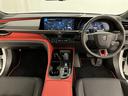 クラウンスポーツ ＲＳ　サンルーフ　メモリーナビ　ナビＴＶ　地デジ　バックカメラ　ＥＴＣ　４ＷＤ　ミュージックプレイヤー接続可　パワーシート　クルーズコントロール　盗難防止装置　横滑り防止機能　キーレス　スマートキー（5枚目）