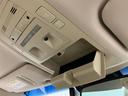 ロイヤルサルーン　ナビ＆ＴＶ　メディアプレイヤー接続　運転席パワーシート　ワンオーナー車　Ｗエアバック　ＬＥＤヘットライト　メモリナビ　オートクルーズ　盗難防止システム　キーレス　パワーステアリング　ＡＣ　ＥＴＣ（24枚目）