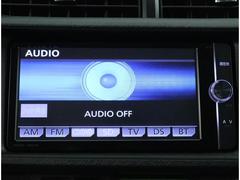 ＡＭ．ＦＭラジオ　ＤＶＤ再生機能付きＣＤステレオです。ＴＶも視聴可能です（停車時）ブルートゥース 5