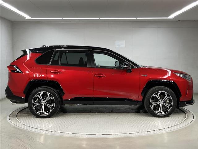 ＲＡＶ４ ＰＨＶ ブラックトーン　プリクラッシュセーフティ　ＬＥＤヘッドライト　１００Ｖ電源　アルミホイール　ＡＢＳ　盗難防止装置　エアバッグ　クルーズコントロール　４ＷＤ　スマートキー　バックカメラ　ドライブレコーダー　メモリーナビ（3枚目）