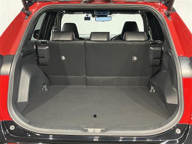 ＲＡＶ４ ＰＨＶ ブラックトーン　プリクラッシュセーフティ　ＬＥＤヘッドライト　１００Ｖ電源　アルミホイール　ＡＢＳ　盗難防止装置　エアバッグ　クルーズコントロール　４ＷＤ　スマートキー　バックカメラ　ドライブレコーダー　メモリーナビ（26枚目）