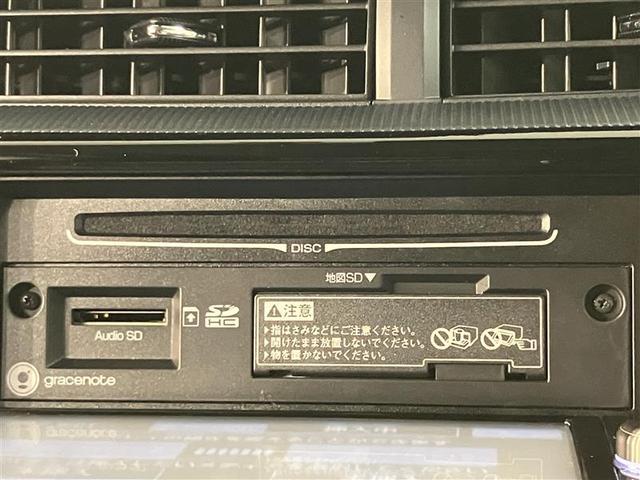 アクア Ｓスタイルブラック　★閲覧数増えてます★走行距離７０００キロ　禁煙車　ドライブレコーダー　　　インテリキー　Ｗエアバック　キーフリー　バックモニター付き　ワンオーナー車　ＬＥＤライト　ナビＴＶ　　記録簿付き　ＥＴＣ車載器（8枚目）