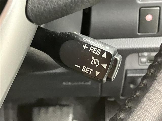 ノア Ｓｉ　ダブルバイビーＩＩＩ　禁煙車　後席モニター　大型オプションナビ　両側電動スライドドア　障害物センサー　衝突軽減ブレーキ　　キーレス　　オートエアコン　デュアルエアバック　１オーナー　アルミホイール　スマートキー（15枚目）