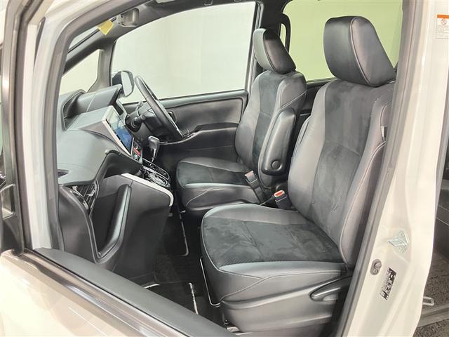 ヴォクシー ZS 煌III 走行距離31477キロ 大型オプションナビ 後席モニター 禁煙車 両側電動スライドドア プリクラッシュ 記録簿付き アルミ 三列シート 盗難防止 オートエアコン キーレス ETC装備 パワステ(17枚目)