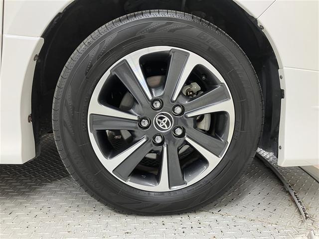 ヴォクシー ZS 煌III 走行距離31477キロ 大型オプションナビ 後席モニター 禁煙車 両側電動スライドドア プリクラッシュ 記録簿付き アルミ 三列シート 盗難防止 オートエアコン キーレス ETC装備 パワステ(21枚目)