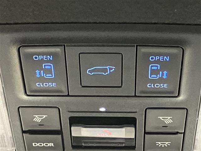 ヴォクシー Ｓ－Ｚ　ＤＶＤ再生機能　スマートキープッシュスタート　両側電動パワースライドドア　パワーウインドウ　ＥＴＣ車載器　ＬＥＤライト　アルミホイール　盗難防止装置　横滑り防止機能　キーフリー　ナビＴＶ　メモリナビ（10枚目）