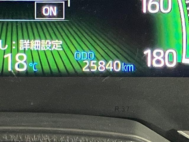 ヴォクシー Ｓ－Ｚ　ＤＶＤ再生機能　スマートキープッシュスタート　両側電動パワースライドドア　パワーウインドウ　ＥＴＣ車載器　ＬＥＤライト　アルミホイール　盗難防止装置　横滑り防止機能　キーフリー　ナビＴＶ　メモリナビ（15枚目）