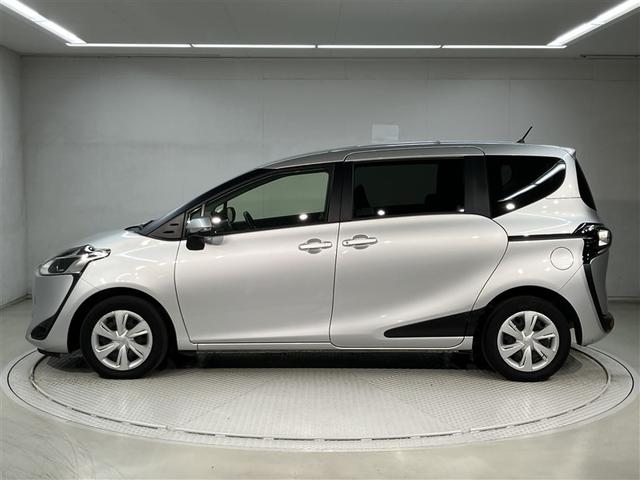 シエンタ ハイブリッド　ファンベースＸ　禁煙車　電動スライドドア　衝突軽減ブレーキ　バックモニター　ドライブレコーダー　Ｗエアバック　オートエアコン　ナビ　ＡＢＳ　　ＥＴＣ　ＰＷ　メモリーナビ　　キーレスエントリ　セキュリティ　ＥＳＣ（2枚目）