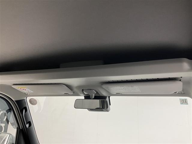 ハイゼットカーゴ ＤＸ　登録済未使用車　衝突軽減ブレーキ　踏み間違い防止　Ｗエアバック　キーフリーシステム　エコアイドル　前席パワーウィンドウ　切替４ＷＤ　エアコン　運転席エアバッグ　パワーステアリング　ＡＢＳ　ＶＤＣ（9枚目）