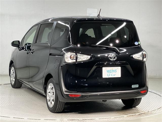 シエンタ Ｘ　禁煙車　走行距離５００００キロ　トヨタ純正ナビ　バックモニター　ＥＴＣ装備　　　エアコン　キーフリーシステム　アイドルストップ　メモリーナビゲーション　横滑防止装置　ワンセグＴＶ　三列シート（11枚目）