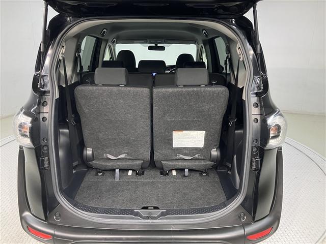 シエンタ Ｘ　禁煙車　走行距離５００００キロ　トヨタ純正ナビ　バックモニター　ＥＴＣ装備　　　エアコン　キーフリーシステム　アイドルストップ　メモリーナビゲーション　横滑防止装置　ワンセグＴＶ　三列シート（15枚目）
