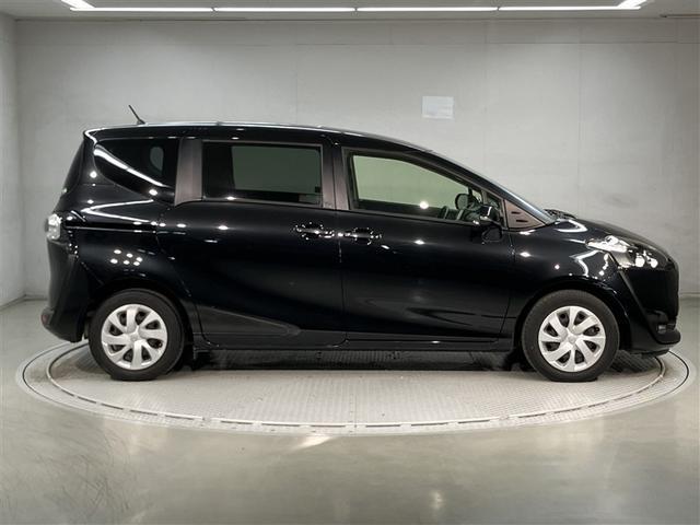 シエンタ Ｘ　禁煙車　走行距離５００００キロ　トヨタ純正ナビ　バックモニター　ＥＴＣ装備　　　エアコン　キーフリーシステム　アイドルストップ　メモリーナビゲーション　横滑防止装置　ワンセグＴＶ　三列シート（17枚目）