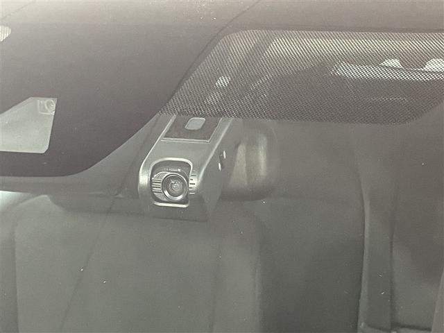 カローラツーリング G-X バックモニタ- ドラレコ LEDヘッドライト TSS サイドエアバッグ オートクルーズコントロール 記録簿 オートエアコン スマートキー キーレス ETC ナビ 盗難防止装置 横滑り防止 ABS(9枚目)