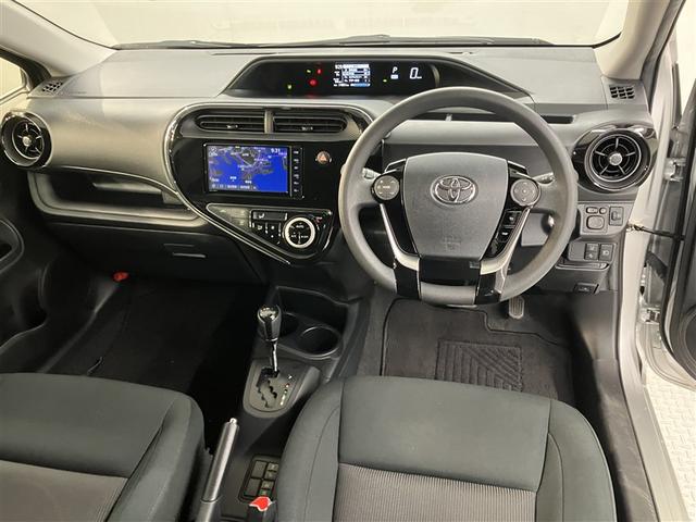 アクア Sスタイルブラック AUX端子 記録簿あり バックモニタ- 地デジフルセグ ナビTV イモビライザー スマートキープッシュスタート 1オーナー Wエアバッグ キーフリ メモリーナビゲーション ドラレコ付き ABS PS(5枚目)