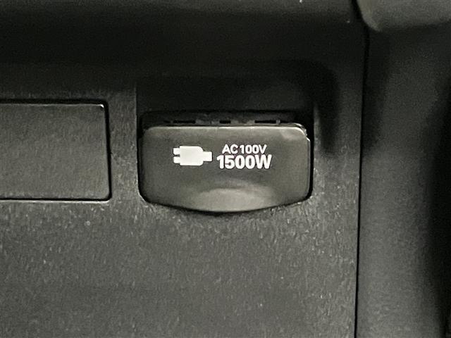 プリウス Ｚ　走行距離６９０キロ　全周囲モニター　非常給電コンセント　シートヒーター　衝突軽減ブレーキ　　ＰＷシート　１オーナ　メモリナＬＥＤランプ　ナビ・ＴＶ　オートクルーズ　アルミホイール　ドライブレコーダ（5枚目）