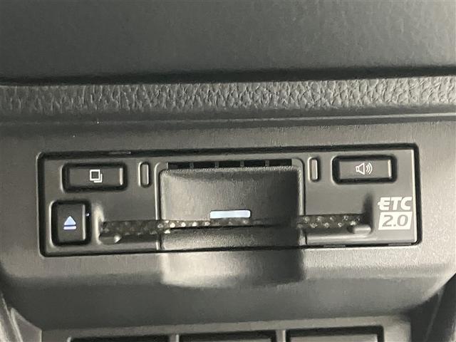 プリウス Ｚ　走行距離６９０キロ　全周囲モニター　非常給電コンセント　シートヒーター　衝突軽減ブレーキ　　ＰＷシート　１オーナ　メモリナＬＥＤランプ　ナビ・ＴＶ　オートクルーズ　アルミホイール　ドライブレコーダ（12枚目）