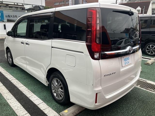 エスクァイア Ｘｉ　片側電動ドア　横滑り防止機能　Ｂカメラ　点検記録簿　パワーウインドウ　ドライブレコーダー　ＬＥＤライト　盗難防止装置　ウォークスルー　ＥＴＣ車載器　キーレス　エアコン　アルミホイール　ＤＶＤ　ＡＢＳ（4枚目）