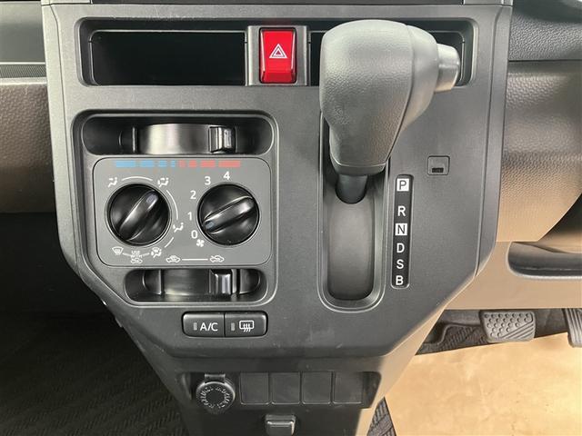 ルーミー Ｘ　禁煙車　電動スライドドア　ナビ・バックモニター　　ＡＣ　ＶＳＣ　地上デジタル　ＰＷ　ＷエアＢ　イモビライザー　バックモニター　アイドルストップ　メディアプレイヤー接続　キーレスエントリー（8枚目）