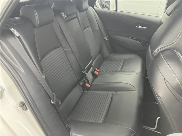 カローラツーリング ハイブリッド　ダブルバイビー　大型ナビ・ディスプレイオーディオｐｌｕｓ　ハンドルヒーター　シートヒーター　　フルセグＴＶ　ＬＥＤライト　ワンオーナー　点検記録簿　横滑り防止　盗難防止装置　ナビ・ＴＶ　ドライブレコーダー　エアバッグ（9枚目）