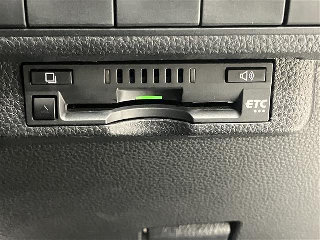 カローラスポーツ Ｇ　スタイルパッケージ　走行距離９８１３キロ　衝突軽減ブレーキ　ハーフレザーシート　ＥＴＣ車載器　スマートキ　クルコン　バックモニター　インテリジェントクリアランスソナー　ＡＷ　記録簿　　ミュージックプレイヤー接続可　ＡＢＳ（12枚目）