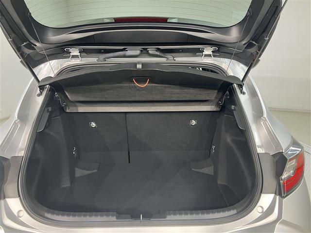 カローラスポーツ Ｇ　スタイルパッケージ　走行距離９８１３キロ　衝突軽減ブレーキ　ハーフレザーシート　ＥＴＣ車載器　スマートキ　クルコン　バックモニター　インテリジェントクリアランスソナー　ＡＷ　記録簿　　ミュージックプレイヤー接続可　ＡＢＳ（19枚目）