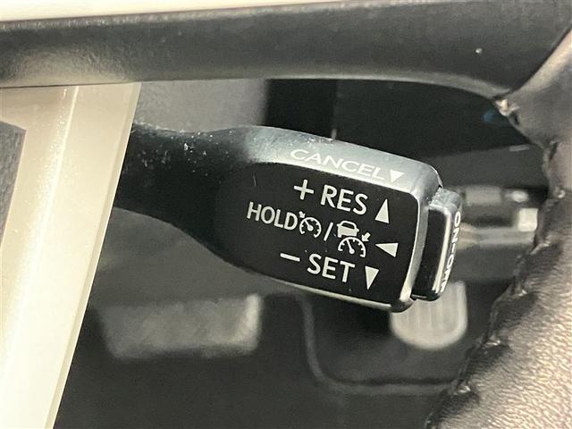 プリウス Aツーリングセレクション 合成皮革シート 大型オプションナビ 走行距離30800キロ ドラレコ バックモニター 1オーナ クルコン 記録簿有 LEDヘッドライト DVD視聴可 ETC2.0 ナビTV メモリーナビゲーション(13枚目)