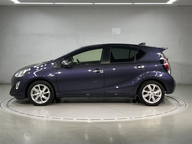 アクア Ｇ　セキュリティー　デュアルエアバック　ナビＴＶ　パワーウィンドウ　地デジ　ＥＳＣ　ＡＴエアコン　ＡＢＳ　パワーステアリング　オートクルーズ　アルミ　運転席エアバッグ　キーレススタートシステム　ＡＵＸ（2枚目）