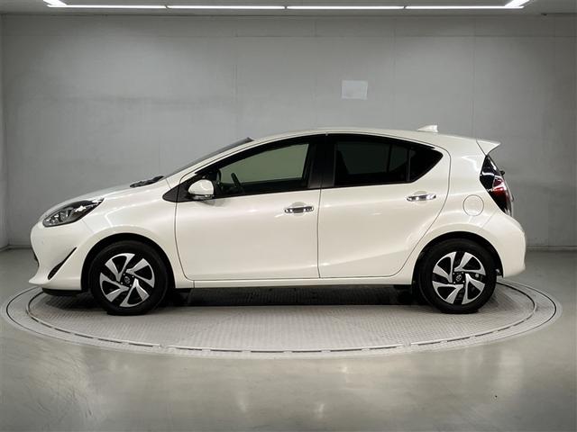 アクア Ｓスタイルブラック　ＡＵＸ端子　記録簿あり　バックモニタ－　地デジフルセグ　ナビＴＶ　イモビライザー　ＬＥＤライト　スマートキープッシュスタート　１オーナー　ＥＴＣ付き　Ｗエアバッグ　キーフリ　メモリーナビゲーション（2枚目）