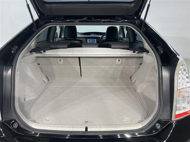 プリウス Ｇ　ＬＥＤエディション　ドライブレコーダー　盗難防止システム　Ｗエアバック　アルミ　ＬＥＤヘッドライト　メモリーナビ　ワンセグＴＶ　オートクルーズ　Ｂカメラ　スマートキー　エアバッグ　横滑り防止装置　ＡＢＳ　ＥＴＣ　ナビＴＶ（17枚目）