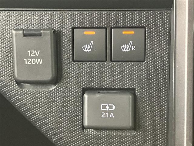 タフト Ｇ　ダーククロムベンチャー　ＡＵＸ接続　衝突軽減ブレーキ　Ｂカメラ　エアコン　キーフリーシステム　盗難防止システム　フルセグテレビ　Ａストップ　ＬＥＤヘッドライト　ＥＳＣ　オートクルーズコントロール　スマートキー　スカイルーフ（14枚目）