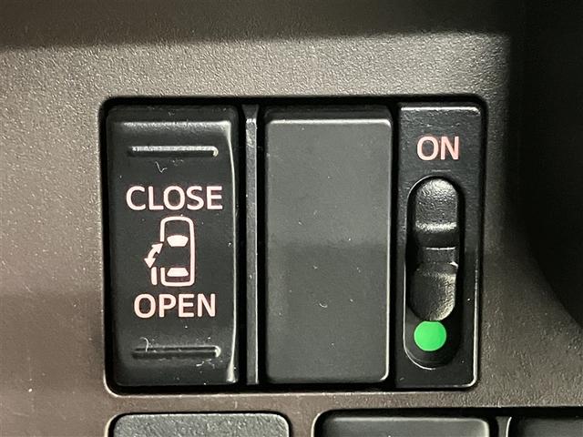 ルーミー X S スマートキー&プッシュスタート アイスト 盗難防止 VSC 地デジTV キーフリーシステム 1オーナー車 定期点検記録簿 バックカメラ デュアルエアバック パワーウィンドウ ETC エアバック AUX(9枚目)