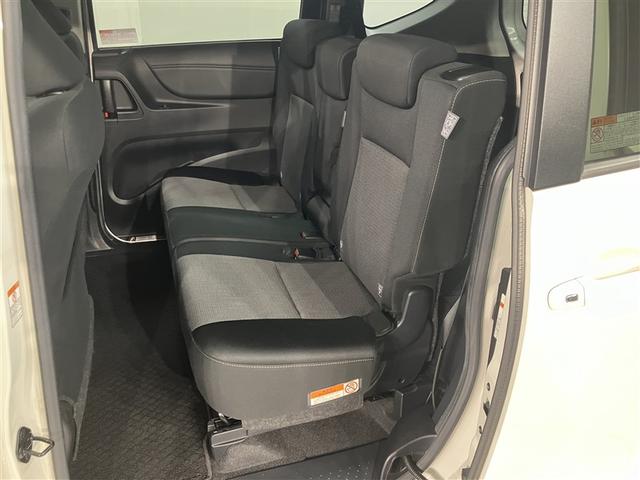 シエンタ ファンベースＧ　セーフティーエディション　全周囲カメラ　シートヒーター　前後ドラレコ　フルセグナビＴＶ　ＤＶＤ再生　ＥＴＣ　クリアランスソナー　ＬＥＤヘッド　衝突軽減ブレーキ　両側パワースライドドア　スマートキー　ミュージックプレイヤー接続可（20枚目）