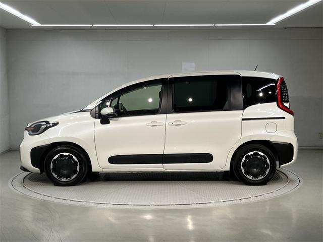 シエンタ ハイブリッドZ 大型オプションナビ 全周囲モニター 両側電動スライド 走行距離7000キロ 障害物センサー 地上デジタル ESC イモビ ナビテレビ ETC LEDライト パワーウィンドウ AAC WSRS(2枚目)