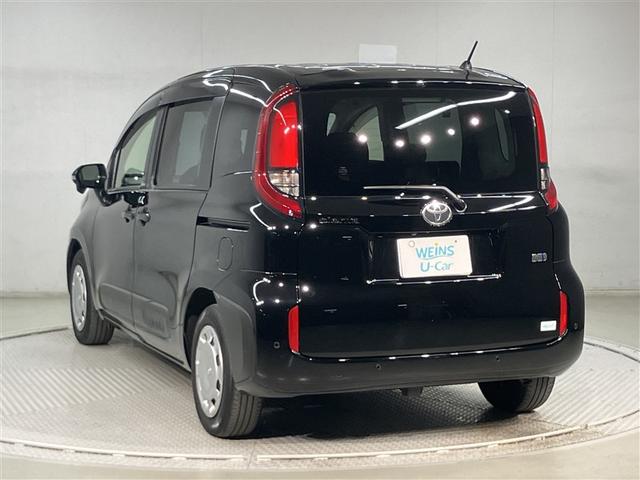 シエンタ ハイブリッドＸ　ナビＴＶ　イモビライザー　衝突被害軽減　ＡＣ１００Ｖ　バックカメラ　地デジ　スマキー　エアコン　ミュージックプレイヤー接続可　ＥＴＣ　横滑り防止装置付　ＬＥＤライト　パワーウィンドウ　ＡＢＳ　キーレス（4枚目）