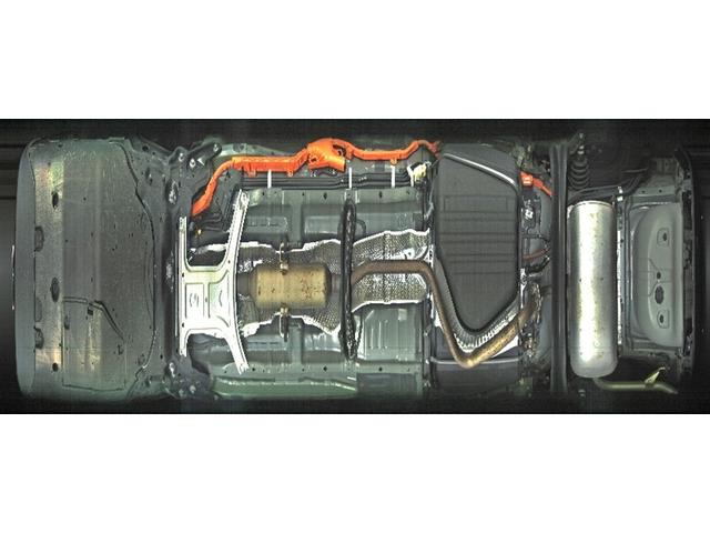 シエンタ ハイブリッドＸ　ナビＴＶ　イモビライザー　衝突被害軽減　ＡＣ１００Ｖ　バックカメラ　地デジ　スマキー　エアコン　ミュージックプレイヤー接続可　ＥＴＣ　横滑り防止装置付　ＬＥＤライト　パワーウィンドウ　ＡＢＳ　キーレス（5枚目）