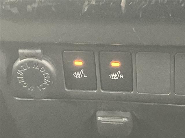 ルーミー カスタムG VSC 両側オートスライドドア 衝突軽減ブレーキシステム バックモニター アルミ メディアプレイヤー接続 LEDライト 地デジフルセグTV 記録簿有 AAC DVD再生可 キーフリー Aストップ PS(18枚目)