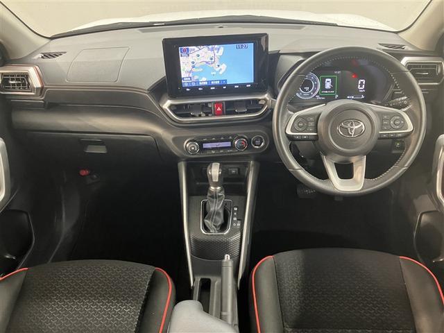 ライズ Ｚ　ドラレコ付　エコアイドル　衝突回避ブレーキ　ナビＴＶ　点検記録簿　ＤＶＤ再生機能　横滑防止装置　クルーズＣ　サイドエアバック　Ｒカメラ　盗難防止機能　キーレスエントリー　ＬＥＤヘットライト　ＡＣ（10枚目）