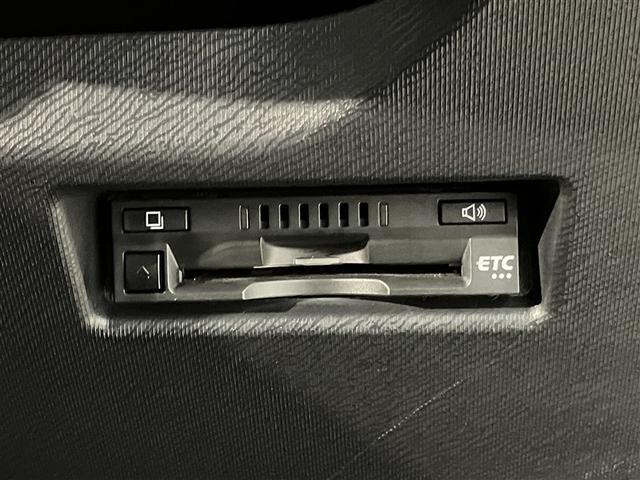 アクア Ｓスタイルブラック　ワンオーナ－　ＷエアＢ　ＡＵＴＯエアコン　リモコンキー　リアカメラ　ＶＳＣ　ＡＵＸ　セキュリティアラーム　ナビＴＶ　Ｄレコ　パワステ　ＡＢＳ　地デジＴＶ　ＥＴＣ車載器　ＰＷ　メモリーナビゲーション（10枚目）