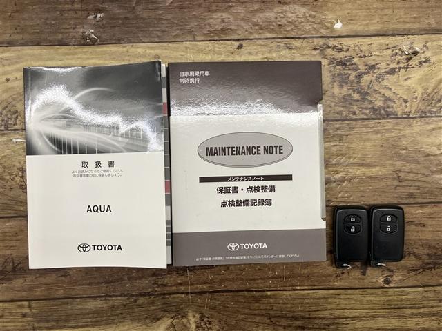 アクア Ｓスタイルブラック　ワンオーナ－　ＷエアＢ　ＡＵＴＯエアコン　リモコンキー　リアカメラ　ＶＳＣ　ＡＵＸ　セキュリティアラーム　ナビＴＶ　Ｄレコ　パワステ　ＡＢＳ　地デジＴＶ　ＥＴＣ車載器　ＰＷ　メモリーナビゲーション（20枚目）