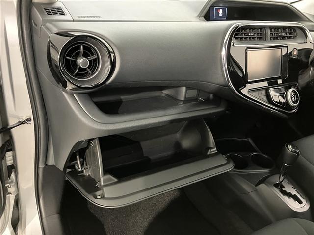 アクア Ｓスタイルブラック　ワンオーナ－　ＷエアＢ　ＡＵＴＯエアコン　リモコンキー　リアカメラ　ＶＳＣ　ＡＵＸ　セキュリティアラーム　ナビＴＶ　Ｄレコ　パワステ　ＡＢＳ　地デジＴＶ　ＥＴＣ車載器　ＰＷ　メモリーナビゲーション（28枚目）