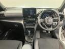 ヤリスクロス Ｚ　白黒ツートン　全周囲モニター　ＨＤＭＩ増設　シートヒーター　盗難防止装置　フルセグ　ＡＷＤ　ＥＴＣ車載器　ミュージックプレイヤー接続可　キーレス　アルミホイール　ＬＥＤヘッドランプ　　スマートキー（7枚目）