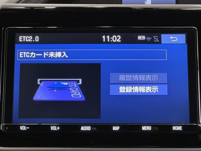 ハイブリッドＧｉ　プレミアムパッケージ　衝突被害軽減ブレーキ　後席モニター　フルセグ　Ｂｌｕｅｔｏｏｔｈ接続　両側電動スライドドア　ＬＥＤライト　１５００Ｗ電源コンセント　シートヒーター　ハンドルヒーター　スマートキー　ドラレコ　ＥＴＣ(7枚目)