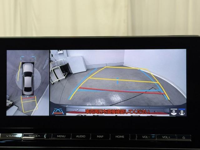 クラウンハイブリッド ＲＳ　リミテッドＩＩ　地デジＴＶ　横滑り防止装置　盗難防止装置　電動パワーシート　本革シート　エアバッグ　ＬＥＤヘッド　オートクルーズ　バックモニター　ナビＴＶ　ＤＶＤ　ＡＢＳ　スマートキー　エアコン　キーレス　ＥＴＣ（6枚目）