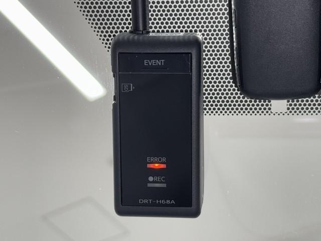 プリウス Ａツーリングセレクション　ドラレコ付き　スマキー　イモビライザー　バックモニター　クルコン　記録簿有　ＬＥＤヘッドライト　ＤＶＤ視聴可　ＥＴＣ　ナビＴＶ　メモリーナビゲーション　横滑り防止機能　キーフリ　ＡＣ１００Ｖ　アルミ（10枚目）