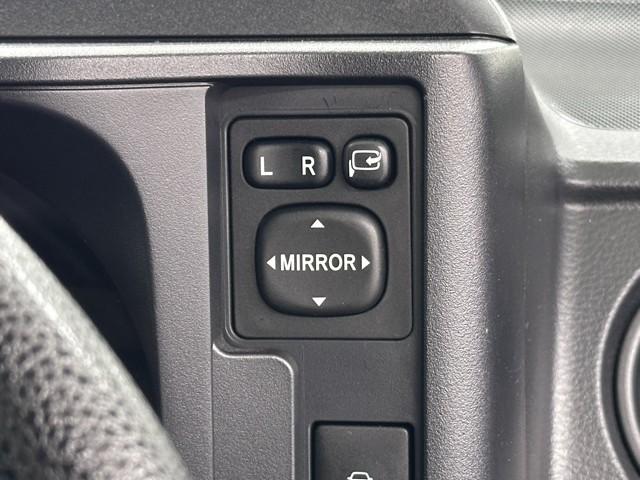 プロボックス ＧＬ　点検記録簿　ＡＣ１００Ｖ　運転席エアバック　パワーウインド　ＴＳＳ　Ｗエアバッグ　盗難防止システム　パワーステアリング　ＡＵＸ接続　横滑り防止機能　エアコン　Ｂカメラ　キーレスキー　ＡＢＳ　メモリナビ（14枚目）
